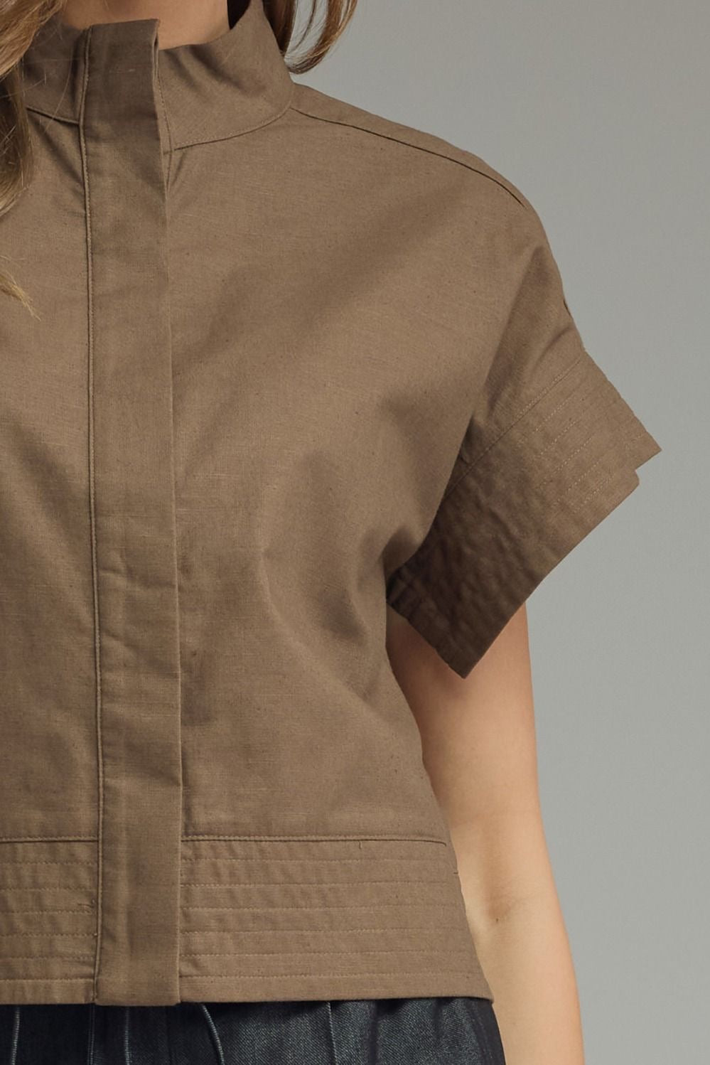 Simmons Brown Top
