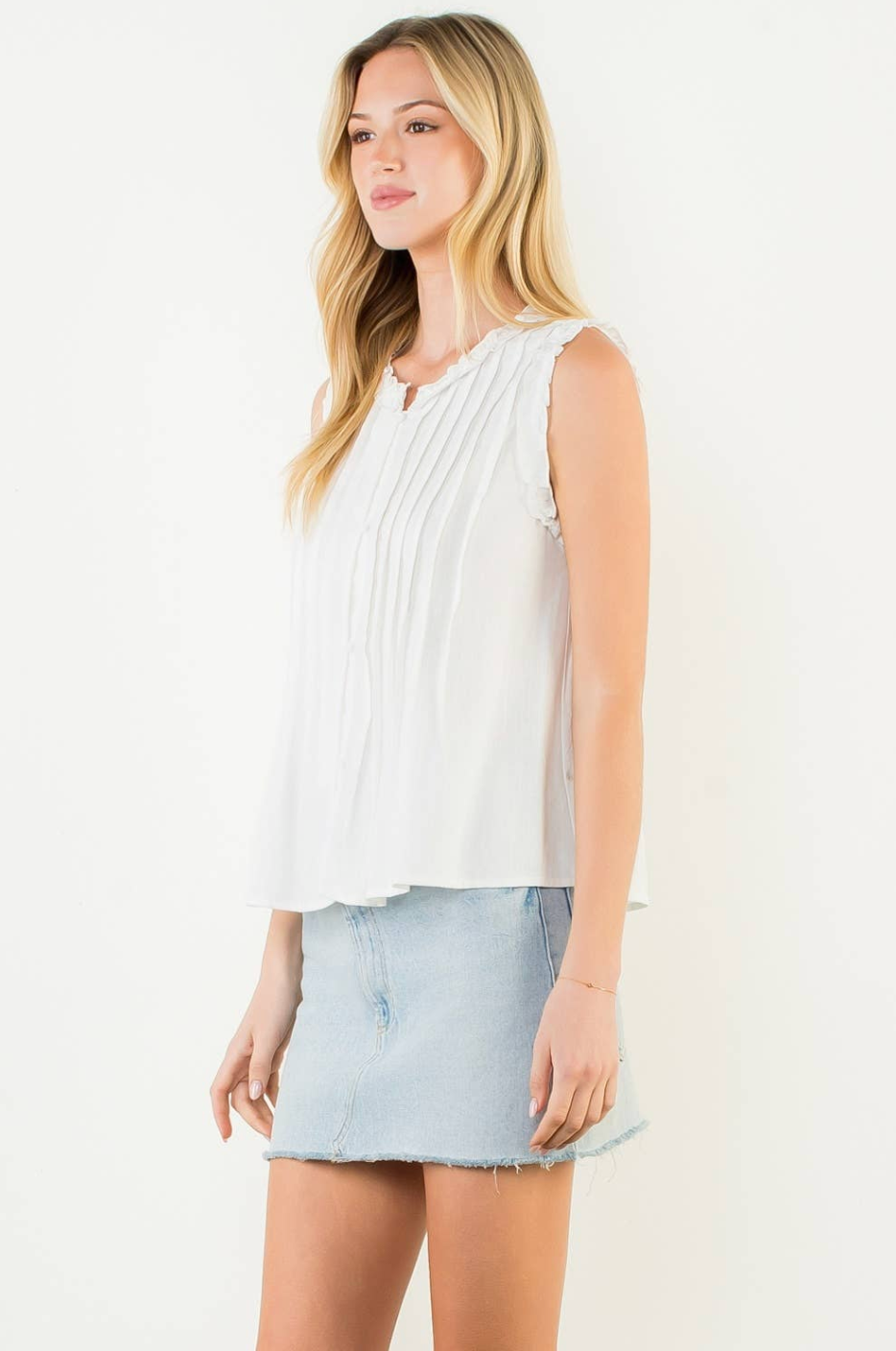 Greta Sleevless Top
