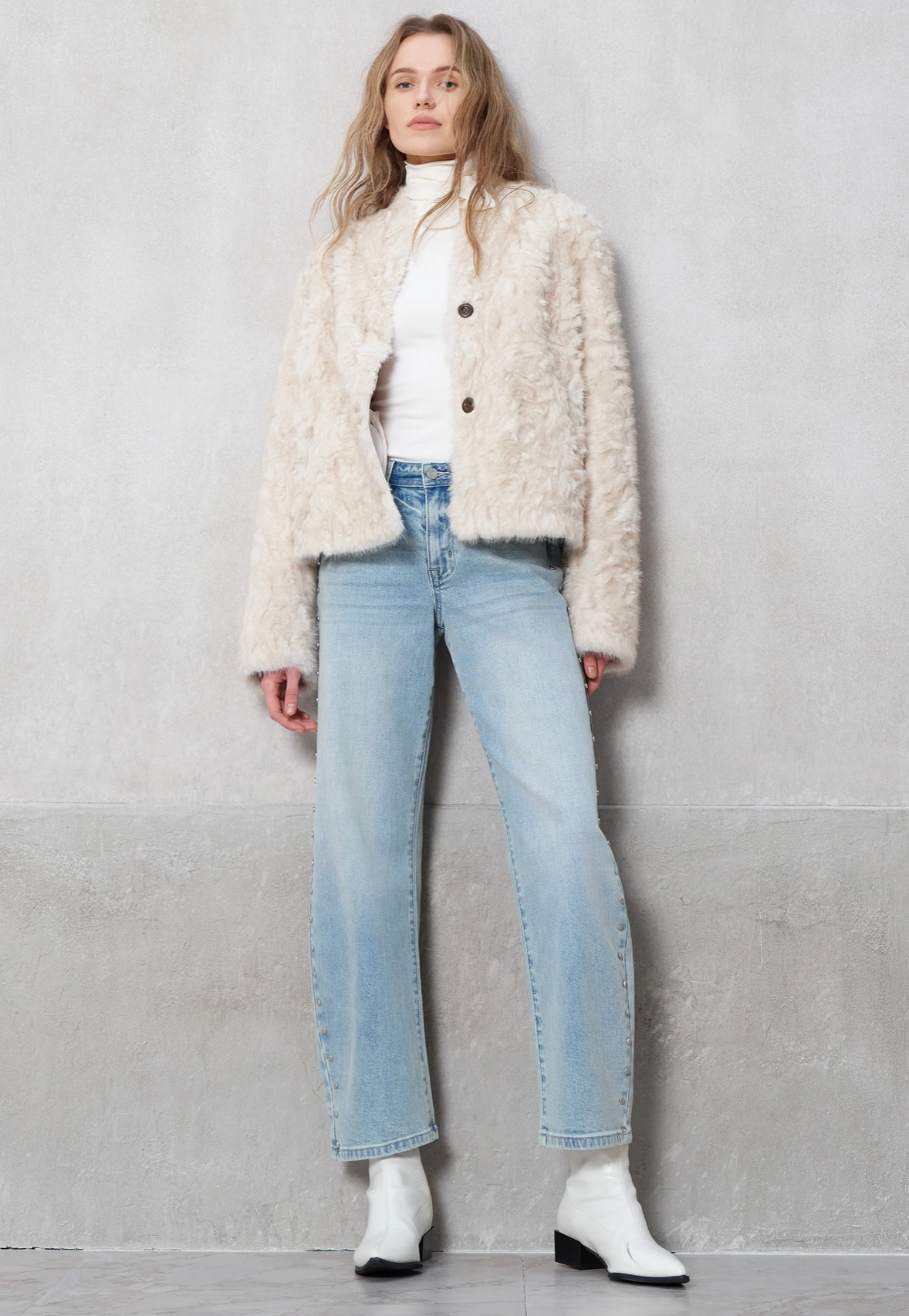 Luminara Jean