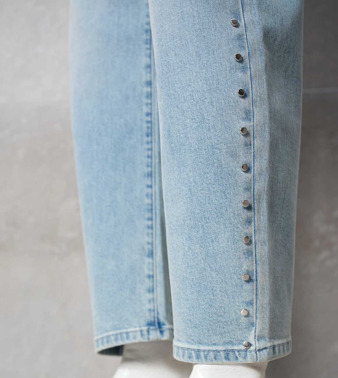 Luminara Jean
