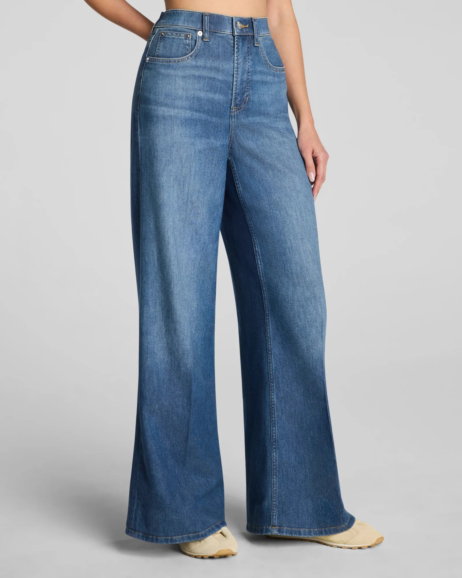 SpanxSuperSmooth Lightweight Super Wide Leg Jeans