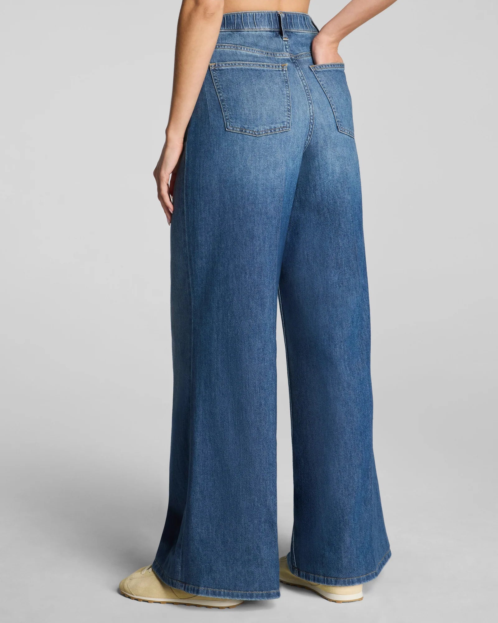 SpanxSuperSmooth Lightweight Super Wide Leg Jeans